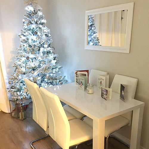 Instagram Christmas Inspiration - modern dining room with white chirstmas tree