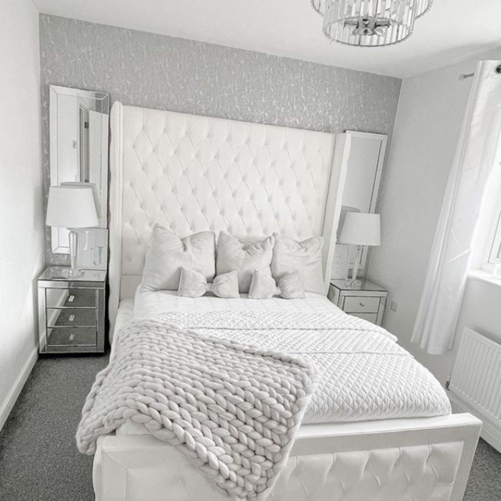 dress a bed like an expert - white bed, grey bedding