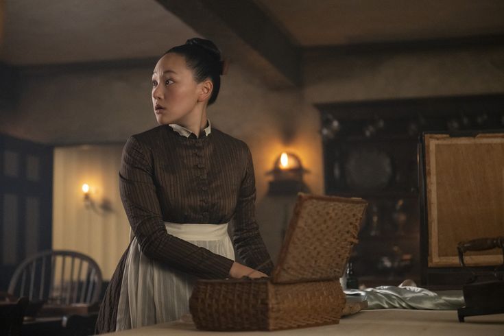Sophie in servant's quarters - Bridgerton Season 4